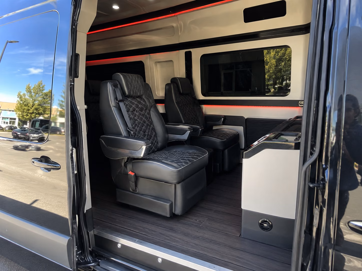 philadelphia 18 passenger sprinter van inside