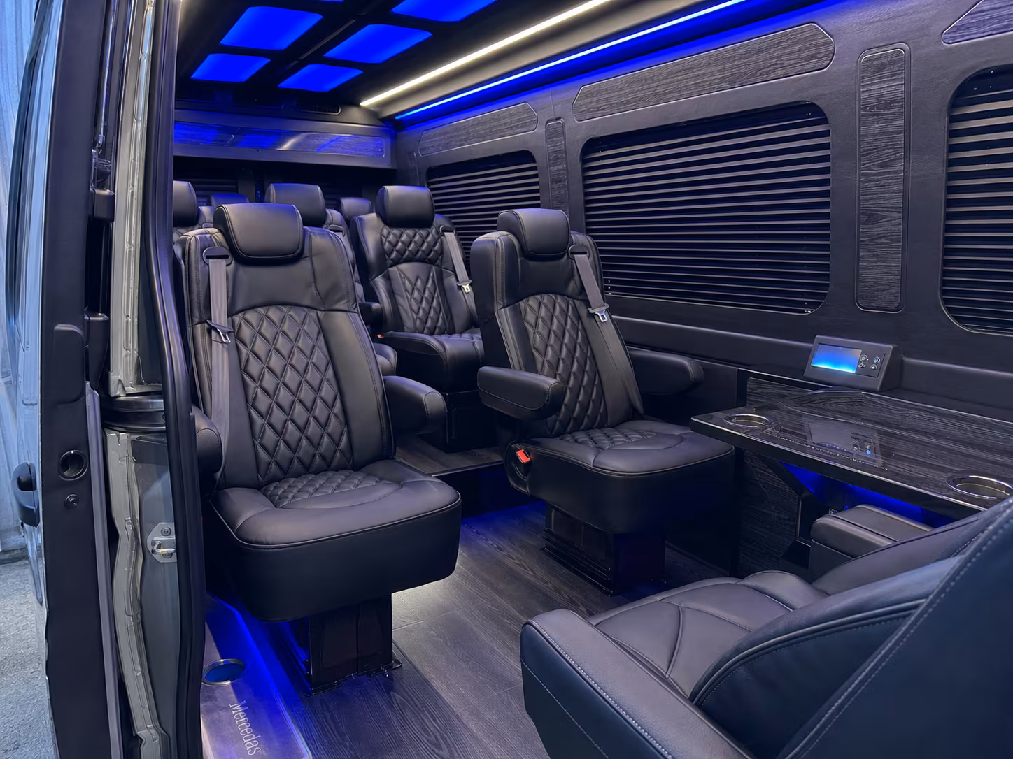 philadelphia 20 passenger sprinter van inside